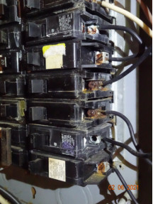 Rust / corrosion at terminals of circuit breakers
